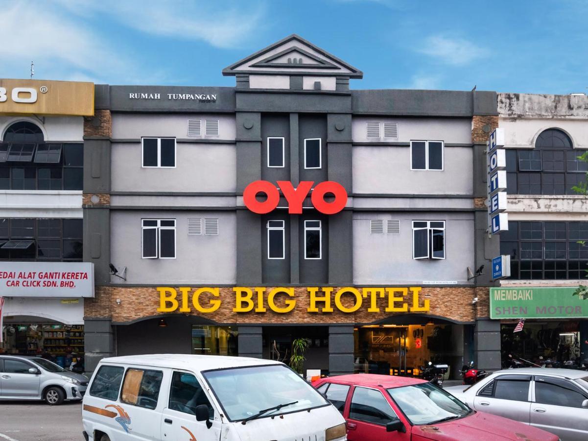 Oyo 89355 Big Big Hotel Johor Bahru Exterior photo